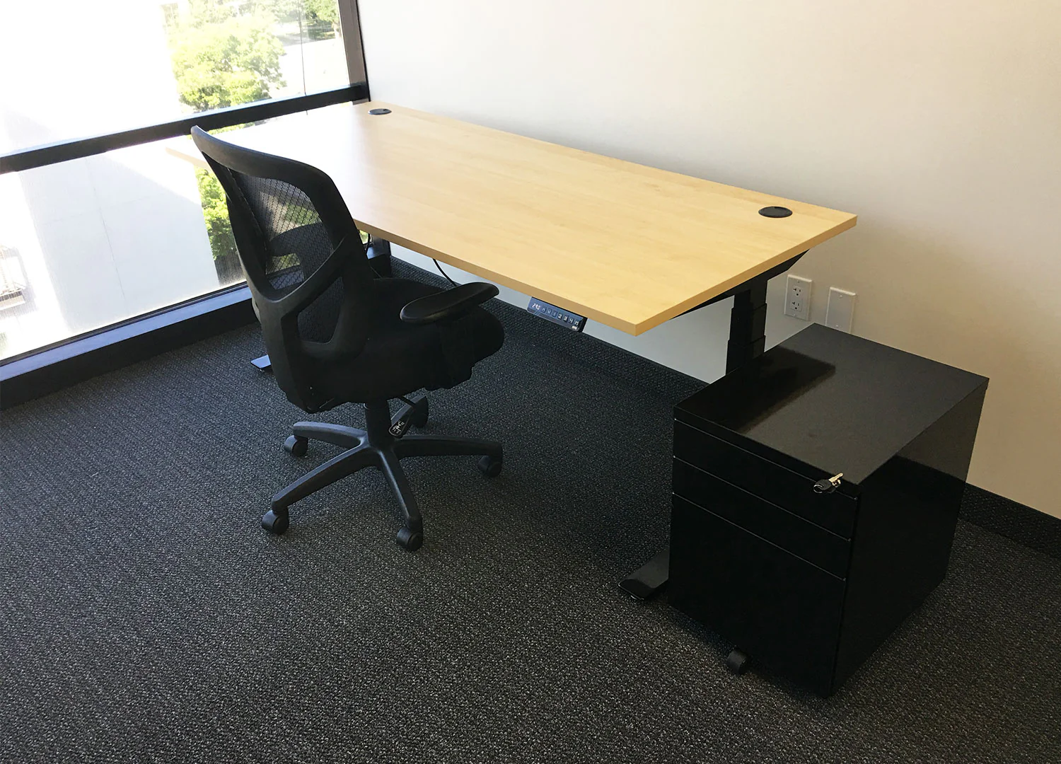 Think Desk (sit to stand) - Image 10