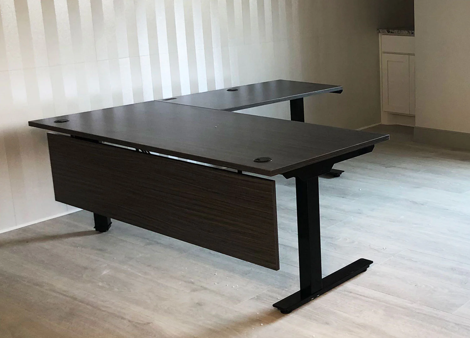 Think Desk L-Shape - Image 8