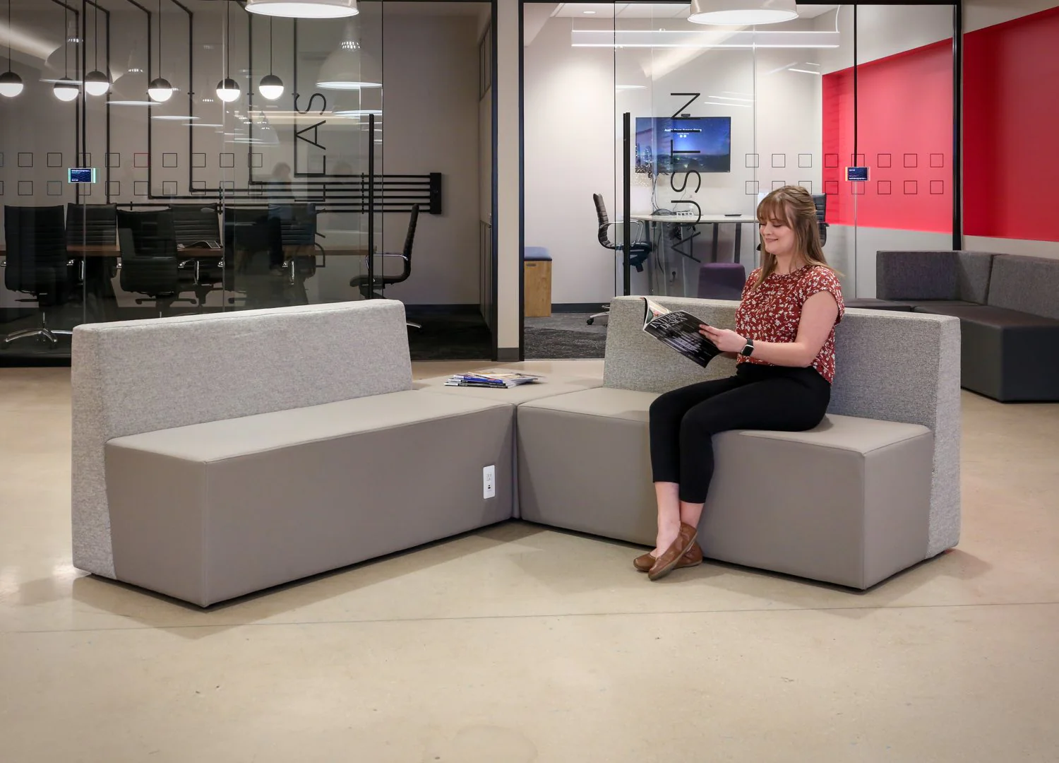 Modular Lounge Seating - 2 Seat Segment - Image 9