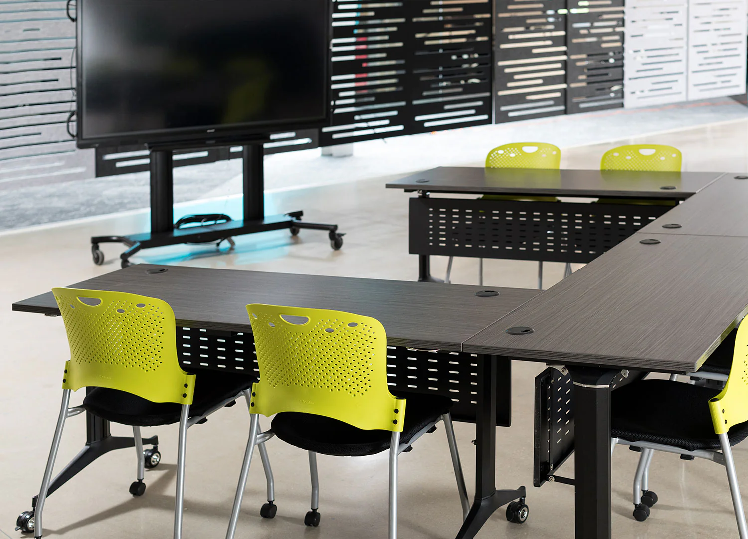 Folding Multipurpose Table - Image 14