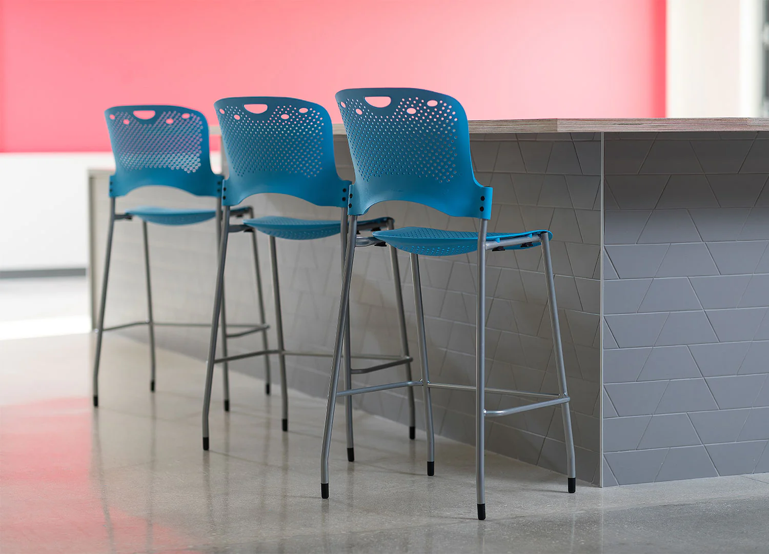 Luzent Stool - Image 6